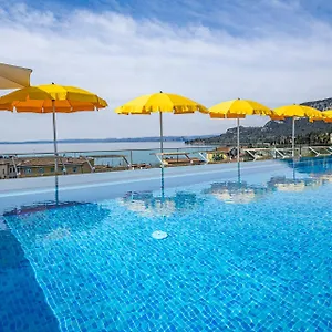 Hotel Sky Pool Sole, Garda (Verona)